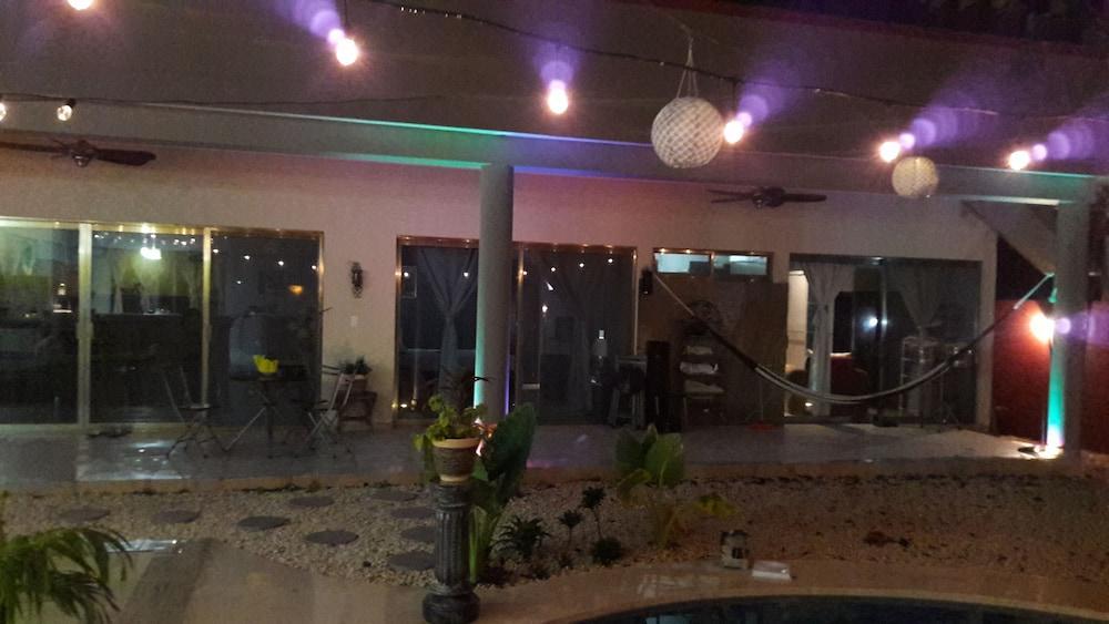 Oasis Airport Hotel Cancun
